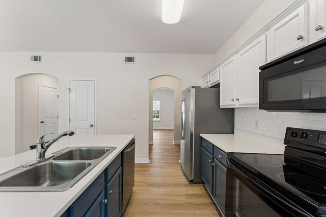 553 Rosedale Ave Apt 107, Nashville, TN 37211