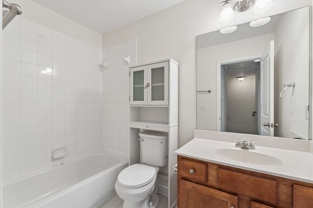 553 Rosedale Ave Apt 107, Nashville, TN 37211