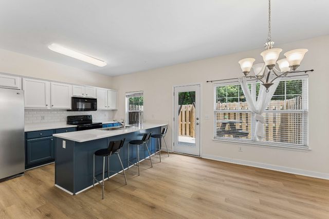 553 Rosedale Ave Apt 107, Nashville, TN 37211