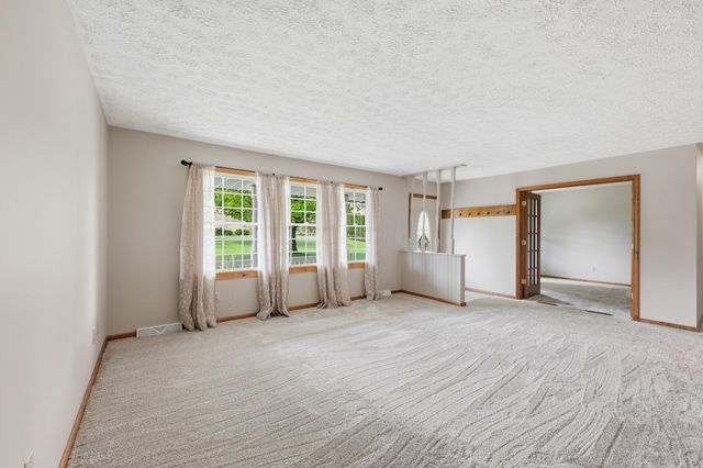 5018 Morse Road, Alexandria, OH 43001