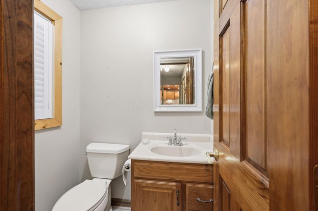 5018 Morse Road, Alexandria, OH 43001