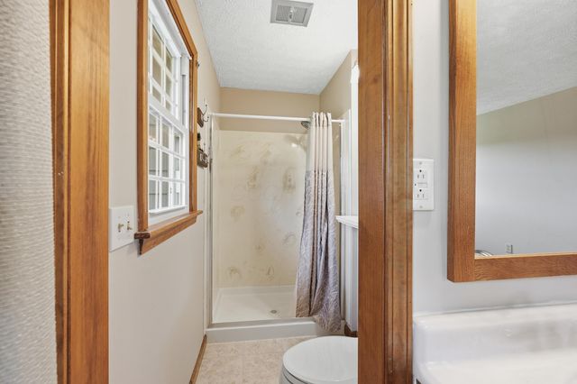 5018 Morse Road, Alexandria, OH 43001