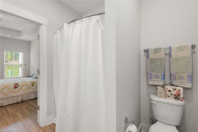 3933 Sudley Point, Jamestown, NC 27282