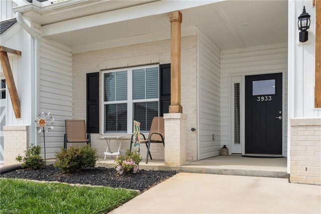 3933 Sudley Point, Jamestown, NC 27282