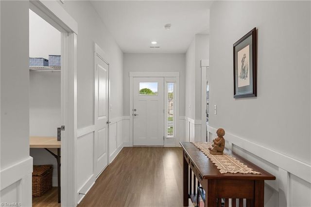 3933 Sudley Point, Jamestown, NC 27282