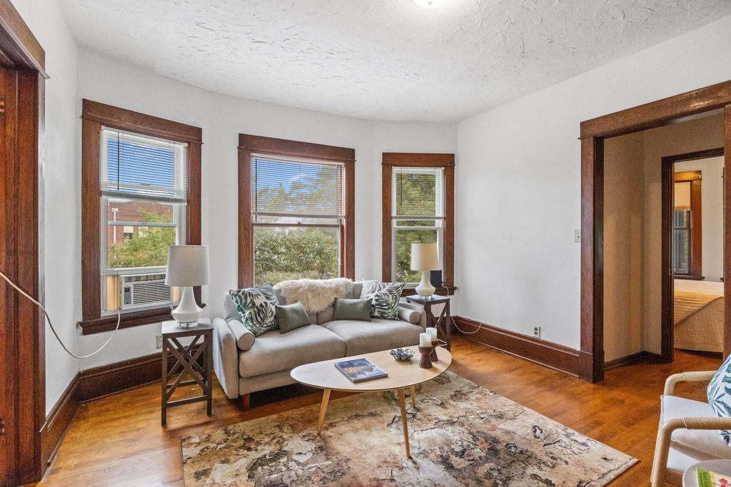 1075 Burr Street, Saint Paul, MN 55130 — photo 3