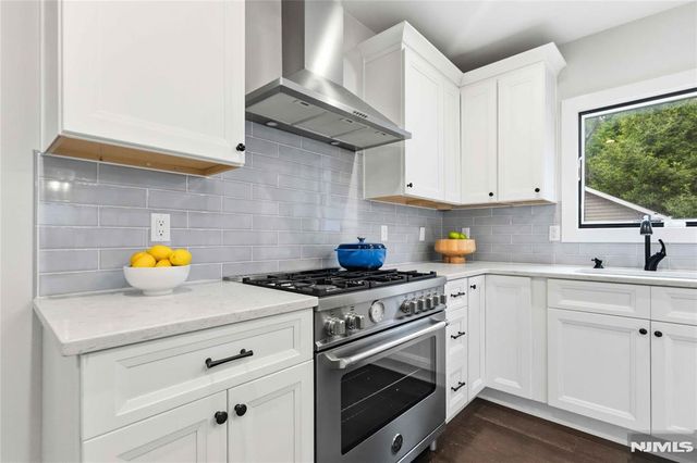 59 Ferndale Avenue, Glen Rock, NJ 07452