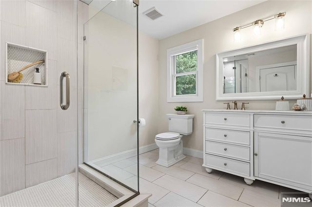 59 Ferndale Avenue, Glen Rock, NJ 07452