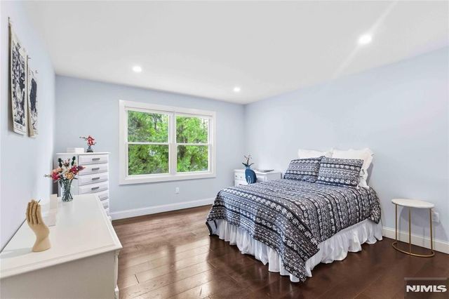 59 Ferndale Avenue, Glen Rock, NJ 07452