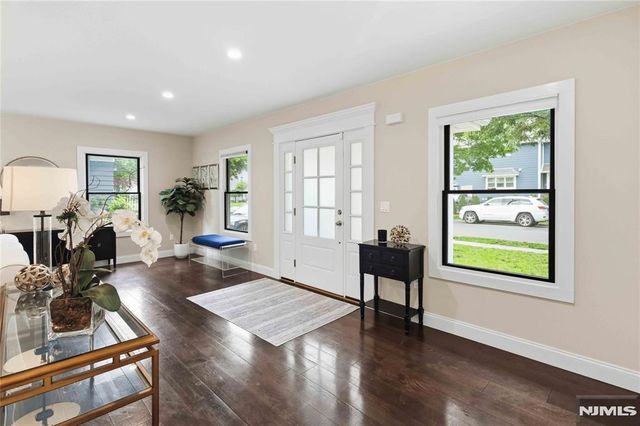 59 Ferndale Avenue, Glen Rock, NJ 07452