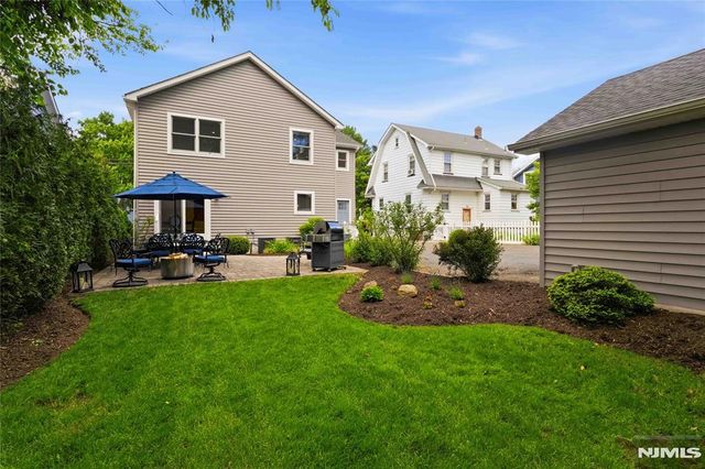 59 Ferndale Avenue, Glen Rock, NJ 07452