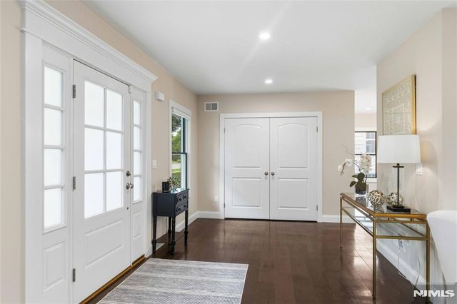 59 Ferndale Avenue, Glen Rock, NJ 07452