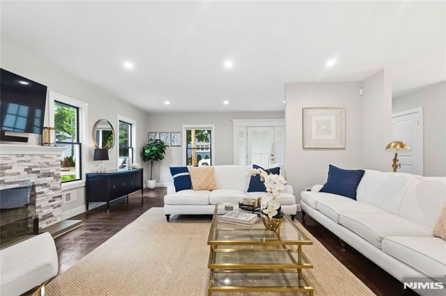 59 Ferndale Avenue, Glen Rock, NJ 07452