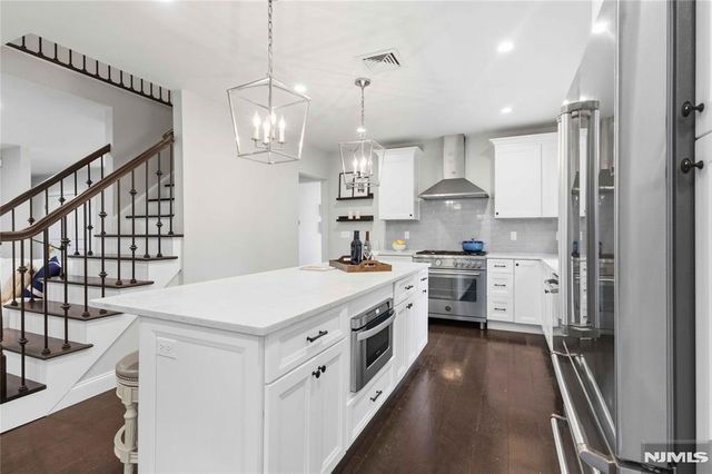 59 Ferndale Avenue, Glen Rock, NJ 07452