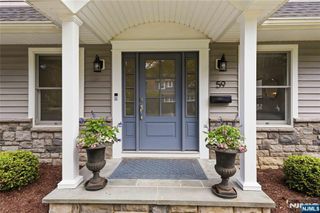59 Ferndale Avenue, Glen Rock, NJ 07452