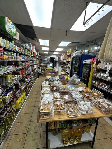 116-33 Metropolitan Avenue, Richmond Hill, NY 11418