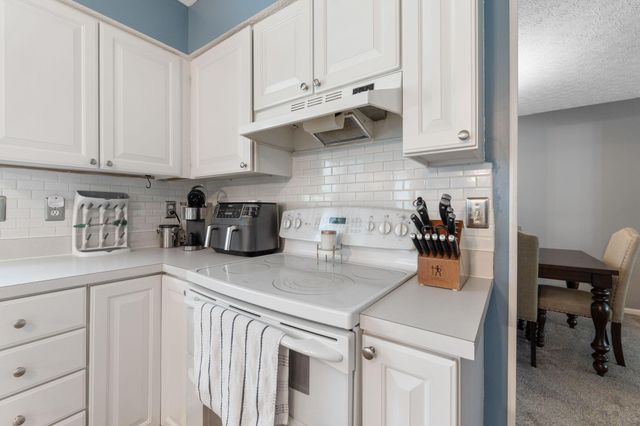 3655 Lake Albert Way, Grove City, OH 43123