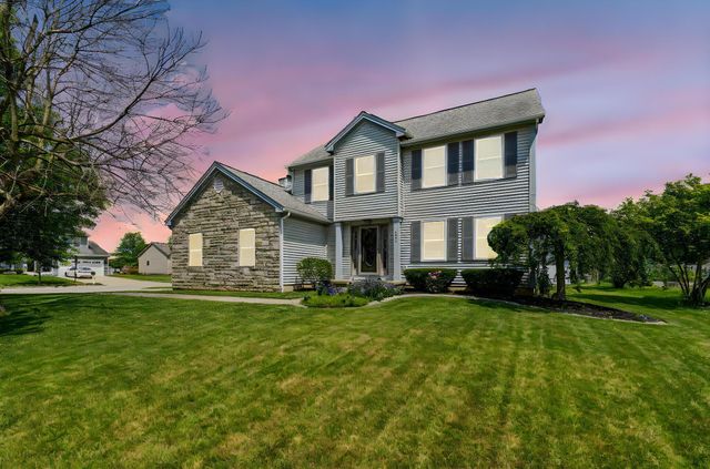 3655 Lake Albert Way, Grove City, OH 43123