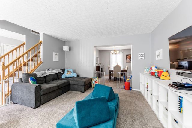 3655 Lake Albert Way, Grove City, OH 43123