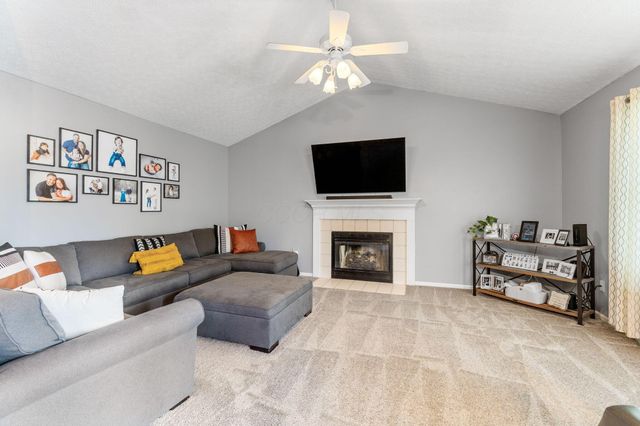 3655 Lake Albert Way, Grove City, OH 43123