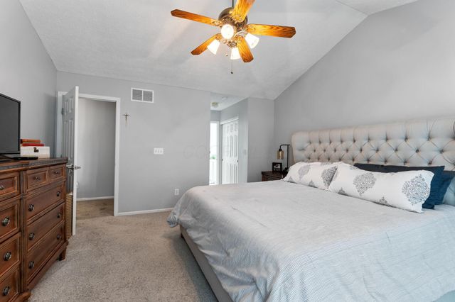 3655 Lake Albert Way, Grove City, OH 43123