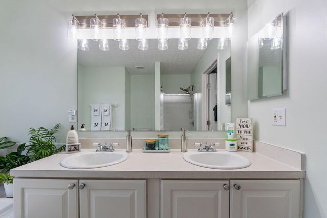 3655 Lake Albert Way, Grove City, OH 43123