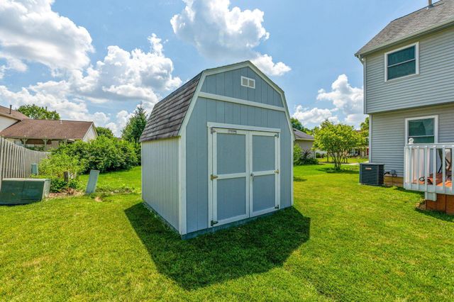 3655 Lake Albert Way, Grove City, OH 43123