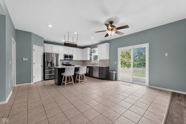 11957 Sloane Muse, Fishers, IN 46037