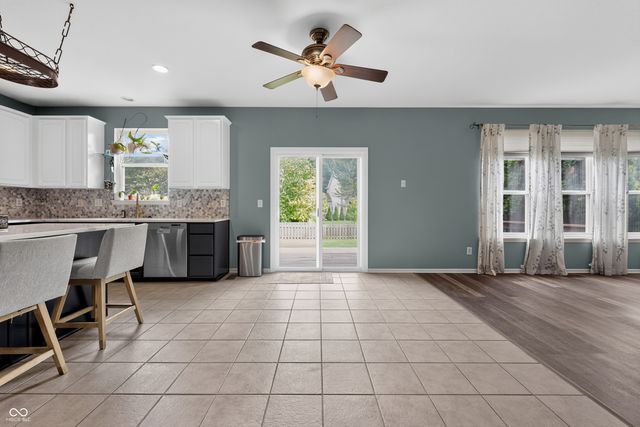 11957 Sloane Muse, Fishers, IN 46037