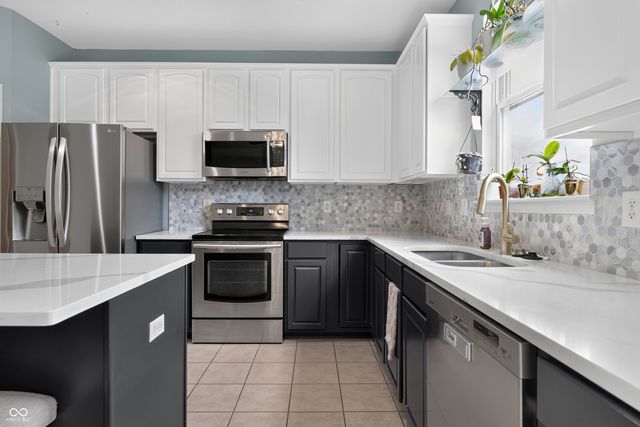 11957 Sloane Muse, Fishers, IN 46037