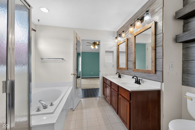11957 Sloane Muse, Fishers, IN 46037