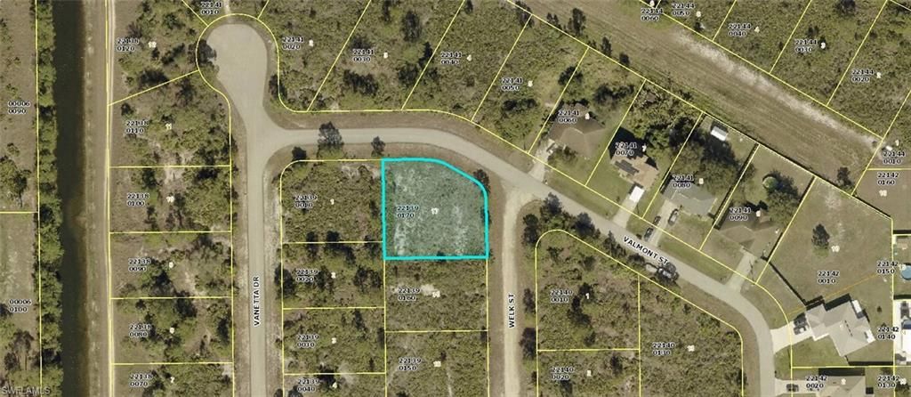 1857 Welk ST, LEHIGH ACRES, FL 33972 — photo 2