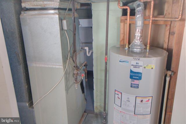 1211 POPLAR AVE, Arbutus, MD 21227