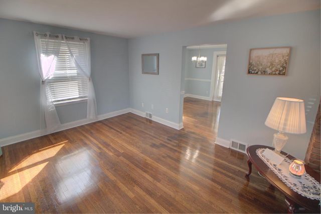 1211 POPLAR AVE, Arbutus, MD 21227