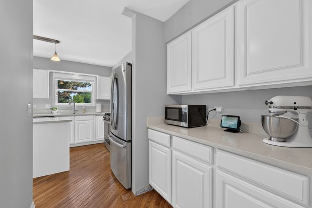 12 Foxglove Court, Bolingbrook, IL 60440