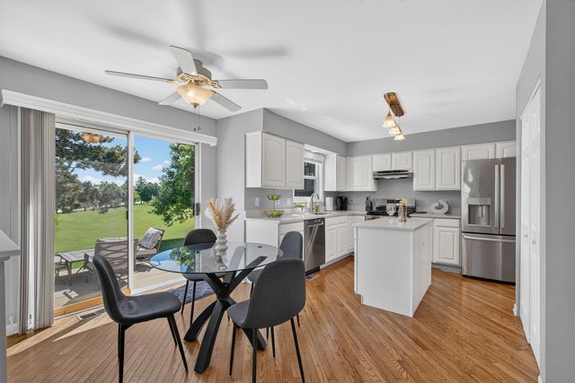 12 Foxglove Court, Bolingbrook, IL 60440