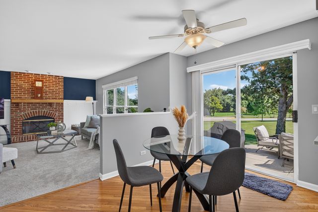 12 Foxglove Court, Bolingbrook, IL 60440