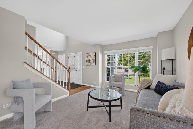 12 Foxglove Court, Bolingbrook, IL 60440