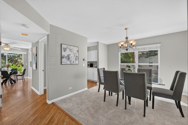 12 Foxglove Court, Bolingbrook, IL 60440