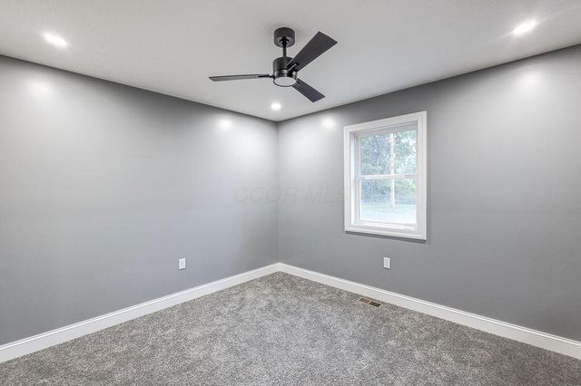 228 E Walnut Street, Danville, OH 43014
