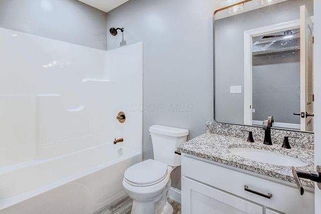228 E Walnut Street, Danville, OH 43014