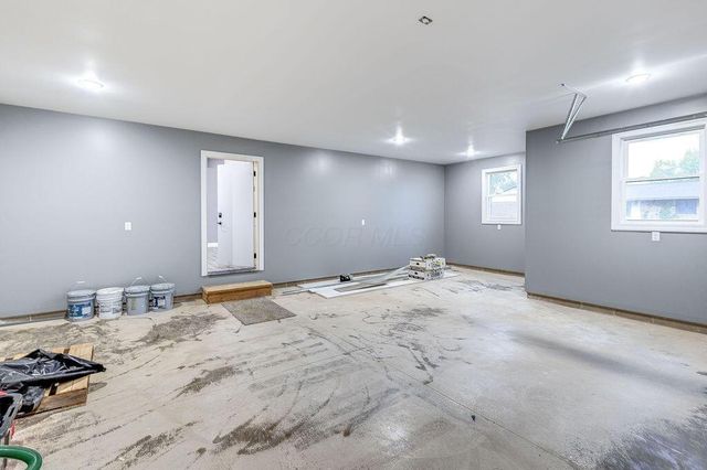 228 E Walnut Street, Danville, OH 43014