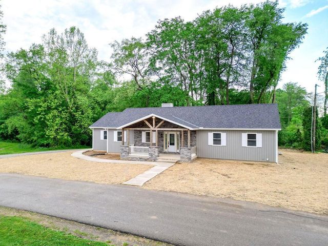 228 E Walnut Street, Danville, OH 43014