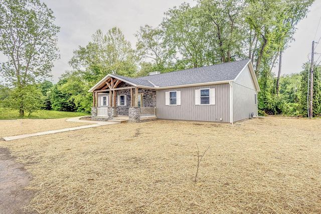 228 E Walnut Street, Danville, OH 43014