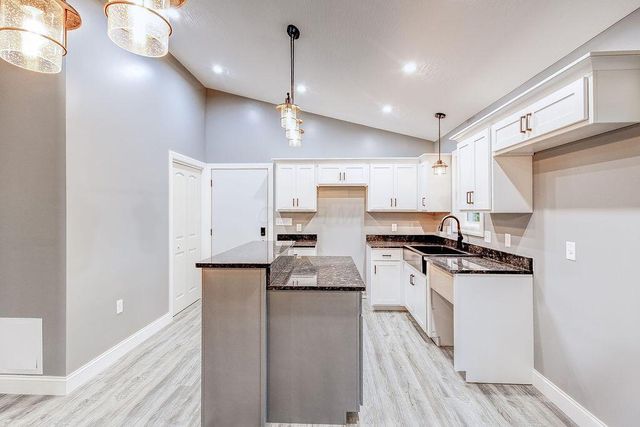 228 E Walnut Street, Danville, OH 43014