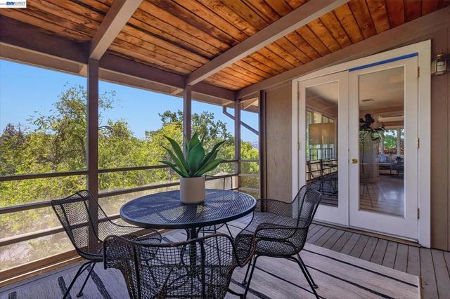 25 Pulido Ct, Danville, CA 94526