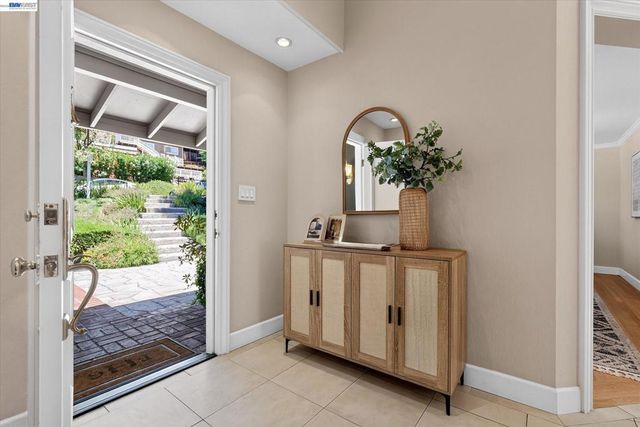 25 Pulido Ct, Danville, CA 94526