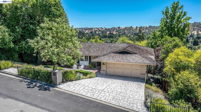 25 Pulido Ct, Danville, CA 94526