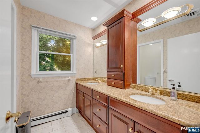78 Urban Club Road, Wayne, NJ 07470