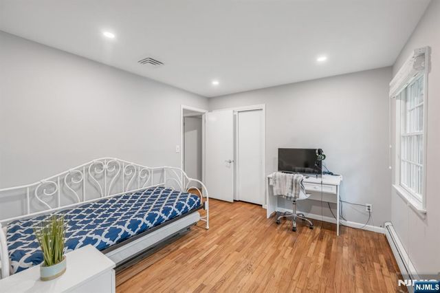 78 Urban Club Road, Wayne, NJ 07470
